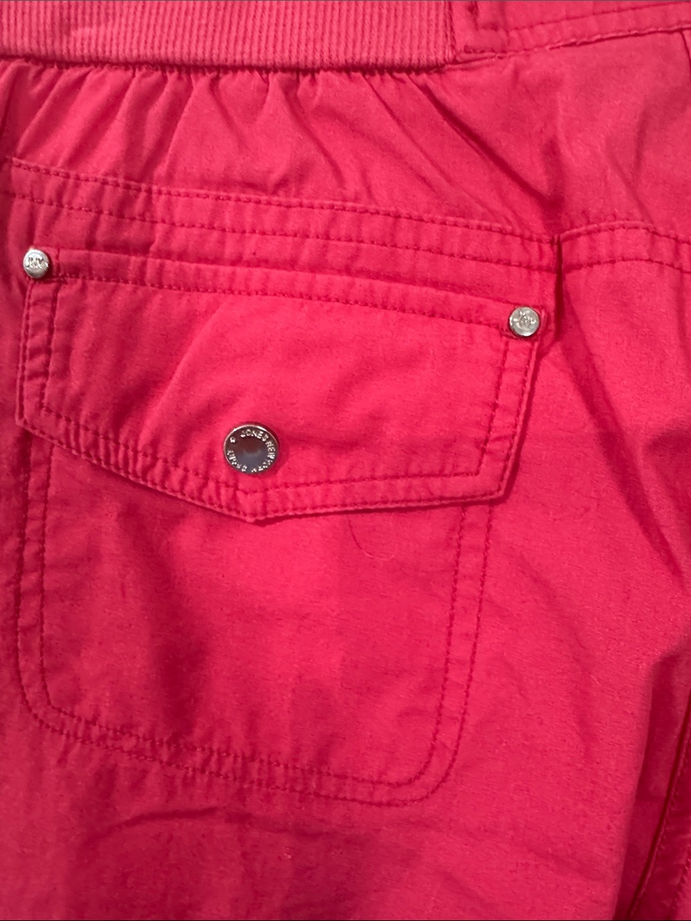 Jones New York Women’s Watermelon Colored Casual Cotton 6-Pocket Shorts - Size 6 - Picture 7 of 9